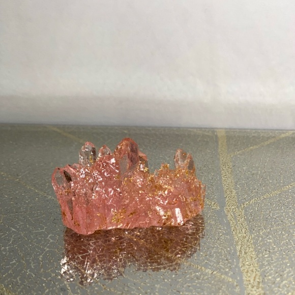 [❌]  Light pink crystal cluster with gold flakes inside 💖 - Picture 4 of 8